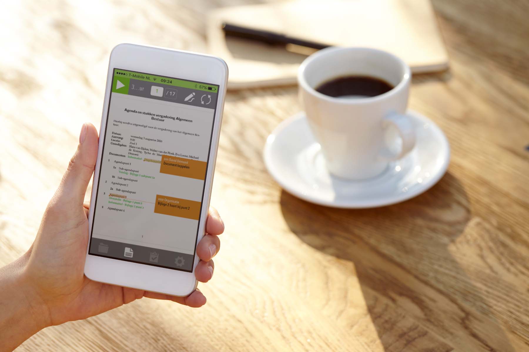 De nieuwe iPhone App voor Papierloos Vergaderen van OurMeeting. Altijd alle vergaderstukken op zak!